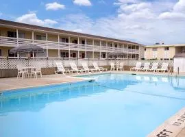 Mariner Inn And Suites