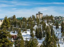 山岭太浩酒店，位于斯德特莱恩星系滑雪缆车附近的酒店