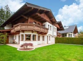 Holiday house in Reith im Alpbachtal with garden，位于阿尔普巴赫谷地赖特的酒店