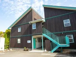 Bluebird Hotel