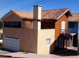 Casa da Colina，位于本图贡萨尔维斯的酒店