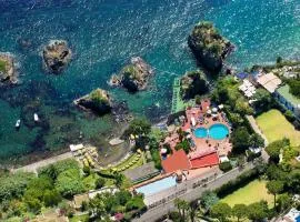 德尔菲尼泰尔梅酒店