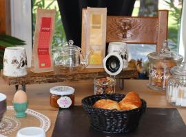Chez Martine et Laurent，位于Le Tremblois的酒店
