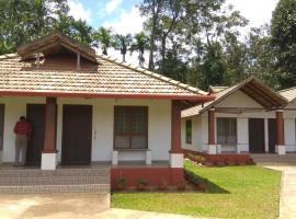 Coorg Heritage Inn Pvt.Ltd.，位于Kakkabe的酒店