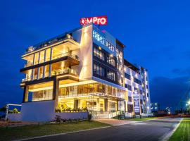 Hotel M Pro Palace Mysore - 12 Minutes to Mysore Palace