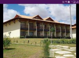 Flat no Condomínio Fazenda Monte Castelo，位于Sairé的酒店