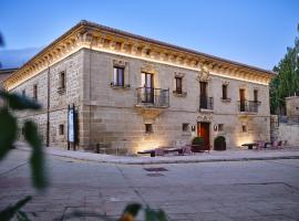 Palacio de Samaniego，位于萨马涅戈的酒店
