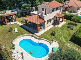 Villas Kolumbera With Private Pools，位于Kolumbera的酒店