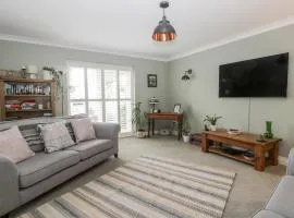 Gabby's Garden Cottage