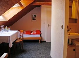 Baders Gasthaus Krone，位于Laupersdorf的酒店