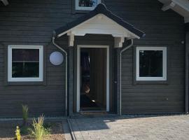 Ferienhaus am Harkebrügger See，位于Barßel的酒店