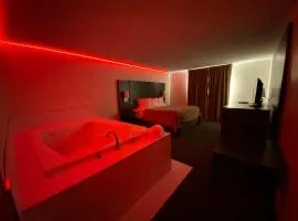 芝加古俱乐部酒店及套房