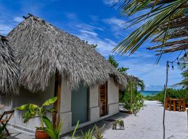 Casa Mate BeachFront Cabañas El Cuyo，位于埃尔库约的酒店