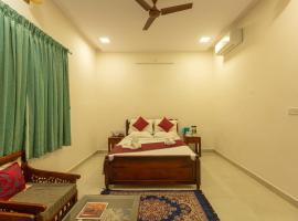 KSTDC Hotel Mayura Adilshahi Bijapur，位于比贾布尔的酒店