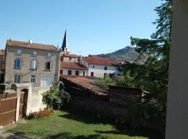 Chez Fabienne T1