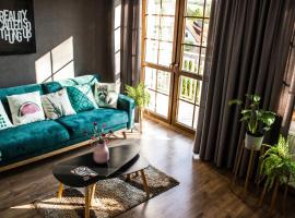 科伦纳米旅馆，位于Pilica的酒店