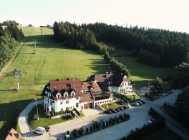 Kompleks Beskid z basenem i stokiem narciarskim - blisko Babiej Góry，位于斯派特克维瑟的酒店