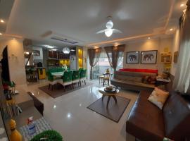 Lindo apartamento 3 dorm a 100m da praia de Perequê，位于贝卢港的酒店