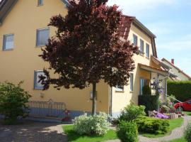 Antjes Ferienwohnung Flonheim，位于弗隆海姆的酒店