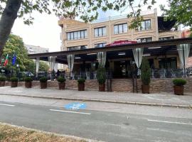 Hotel Brilliantin，位于斯利文的酒店