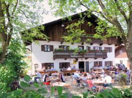 Landgasthof Aumanwirt，位于巴特法伊尔恩巴赫的酒店