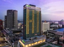 Holiday Inn Johor Bahru City Centre, an IHG Hotel，位于新山愤怒的小鸟活动公园附近的酒店