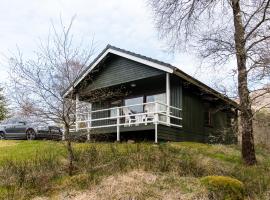 Heron Lodge sleeps up to 4 with free wifi，位于克里安拉利的酒店