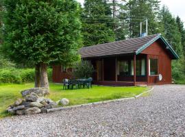 Kestrel Lodge with mountain view free wifi，位于克里安拉利的酒店