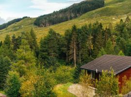 Gamekeeper Lodge loch and mountain view free wifi，位于克里安拉利的酒店