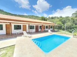Sítio privativo com piscina