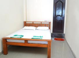 Hotel Padma Boarding and Lodging Mangalore，位于Bantvāl的酒店