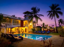 La Vaiencia Beach Resort, Morjim Beach，位于莫尔吉姆的酒店