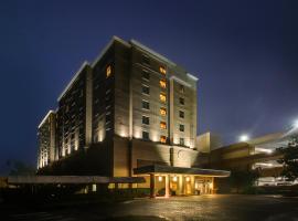好莱坞班戈赌场酒店，位于班戈国际机场 - BGR附近的酒店