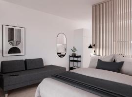 New and cozy apartment in the centrum of Oulu，位于奥卢奥卢市政厅附近的酒店