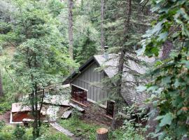 Hideaway Above The Stream Sundance, Utah，位于圣丹斯的酒店