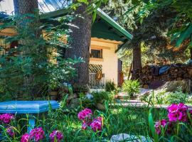 Cottage On The Stream Sundance, Utah，位于圣丹斯的酒店