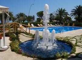 绿色海岸酒店，位于托尔托雷托的酒店