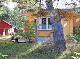 Ferienhaus Strandhus am Ostseestra，位于巴贝的酒店