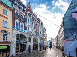 Blue Bird Hostel in Riga Old Town，位于里加的酒店