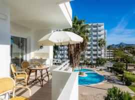 Apartamento Villa Cancun，位于阿尔库迪亚港的带泳池的酒店