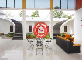 OYO 11880 Vanam Resort，位于黎明之村的酒店
