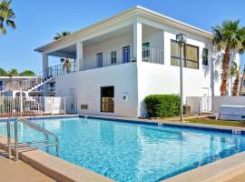 德斯坦6汽车旅馆，位于德斯坦的酒店