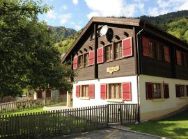 Apartment in Blatten near Ski Lift，位于布拉腾的酒店