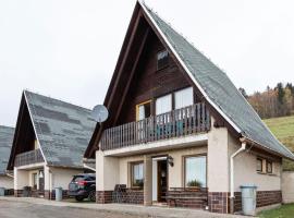 Holiday cottage with terrace near the Rennsteig，位于巴特利本施泰因的度假屋