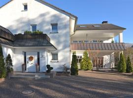 Ferienwohnung in Madfeld nahe Wald，位于Madfeld的酒店