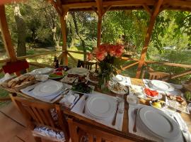 Getap Restaurant & Hotel Vahagnadzor，位于Vahagnadzor的酒店