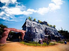 Bandipur Resort Khan's Gufa，位于Gundlupet的酒店