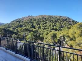 TERRASSES PARC NATIONAL DES CALANQUES-SORMIOU，位于马赛ONET科技公司附近的酒店