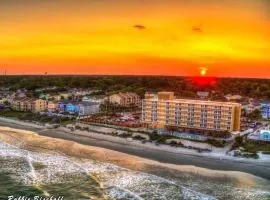 Holiday Inn Resort Oceanfront at Surfside Beach, an IHG Hotel