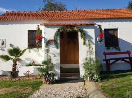 The Cottage near the lake，位于大佩德罗冈的木屋